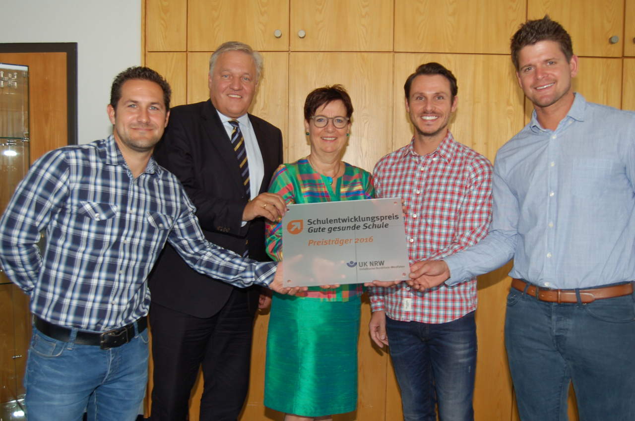 Hier ist eigentlich ein Bild. Bitte aktivieren Sie die Bildanzeige.