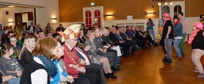 Hier ist eigentlich ein Bild. Bitte aktivieren Sie die Bildanzeige.