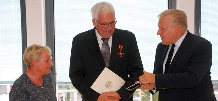 Hier ist eigentlich ein Bild. Bitte aktivieren Sie die Bildanzeige.