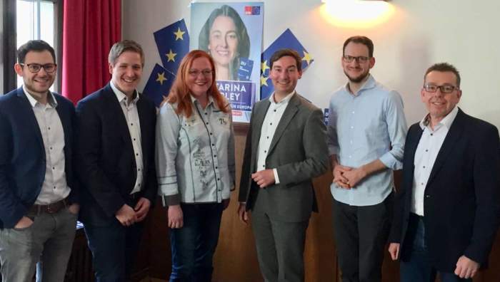 Hier ist eigentlich ein Bild. Bitte aktivieren Sie die Bildanzeige.