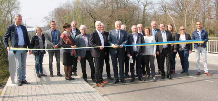 Hier ist eigentlich ein Bild. Bitte aktivieren Sie die Bildanzeige.