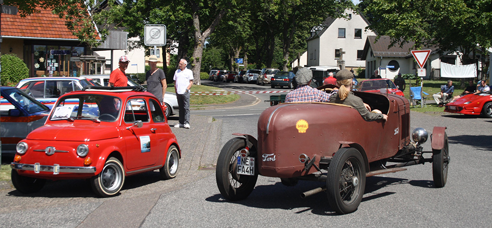 Nettersheim, Zingsheim: 10. Oldtimer-Treffen der Zingsheimer